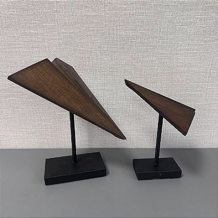 ESCULTURA AVIÃO EM MADEIRA G 31x22cm M 26x15cm