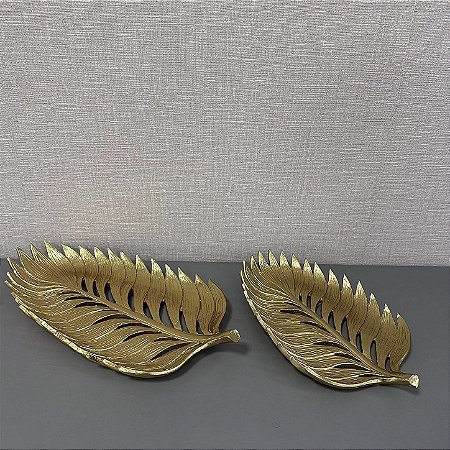 CENTRO DE MESA EM POLIRESINA DOURADO G 38X20CM M 30X18CM
