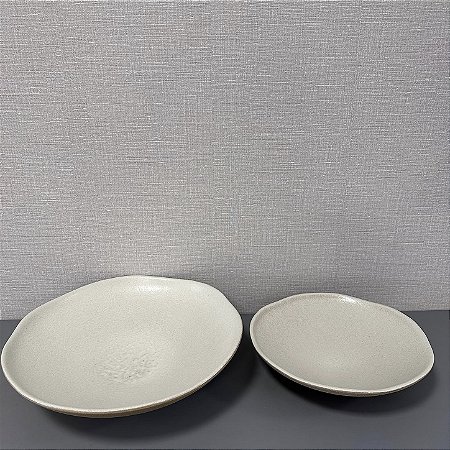 CENTRO DE MESA EM CERAMICA BEGE