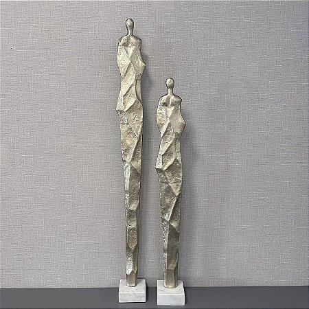 ESCULTURA EM MARMORE E METAL DOURADO G 136X14M E M 107X14CM