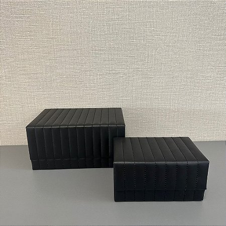 CAIXA MDF COM REVESTIMENTO EM PU PRETO G 24x12cm M 18x9cm