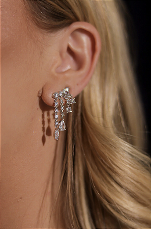 Brinco Ear Cuff Curvo com Zircônias e Navete