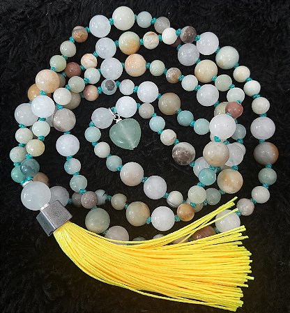 Japamala 108 contas: Jade Branca, Amazonita, Quartzo Verde, Pedras Naturais, Meditação, Chakras, Energia, Paz Interior
