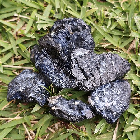 Turmalina Negra ou Preta ou Schorlita Bruta - Qualidade B