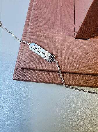 Pulseira personalizada chapa anjo ajoelhado vazado