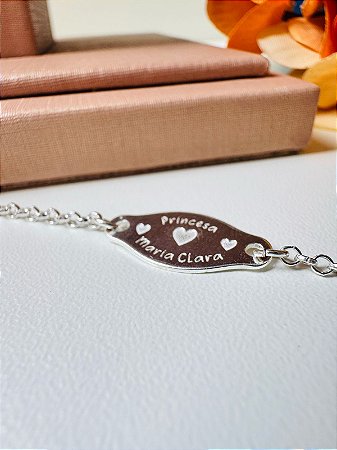 Pulseira personalizada plaquinha 3 corações com nome