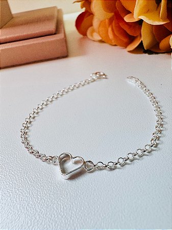 Pulseira infantil coração vazado