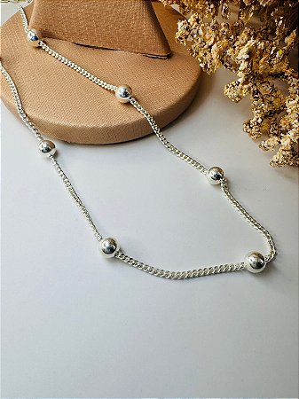 Colar groumet com bolas 5mm