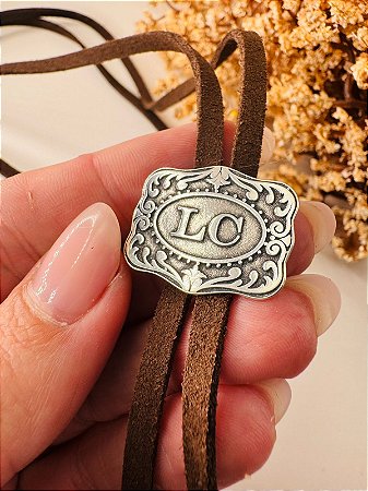 Colar gravata regulável camurça fivela personalizável