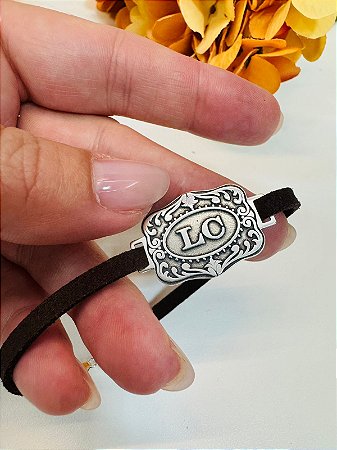 Pulseira personalizada fivela com camurça
