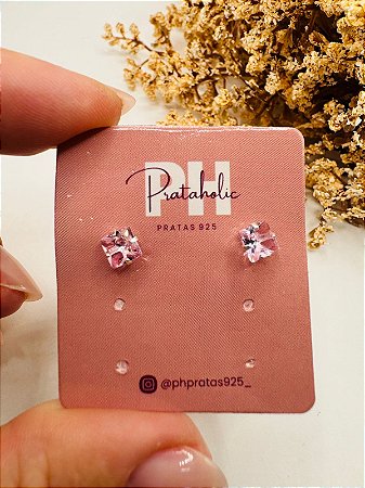 Brinco ponto de luz quadrado pedra rosa