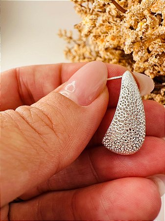 Brinco gota filigrana