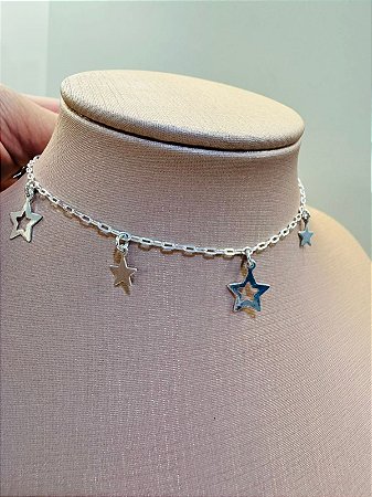 Tornozeleira estrelas vazadas e chapadas