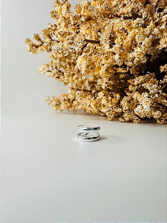 Brinco fake 2 fios liso pequeno