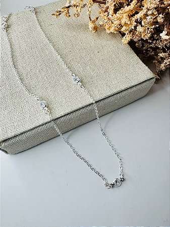 Colar zircônias fixas