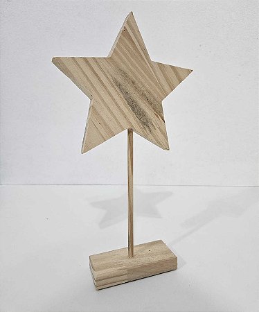 Estrela em Pinus 29x17x4cm