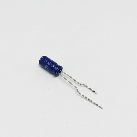 Capacitor Eletrolítico Radial 4.7µF 100V 85°C Yageo 5x11mm