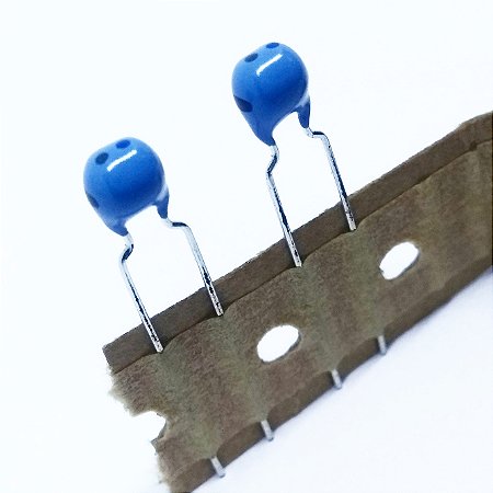 Bobina Indutora 68uH 5% Radial 5mm EL0606RA-680J-PF TDK