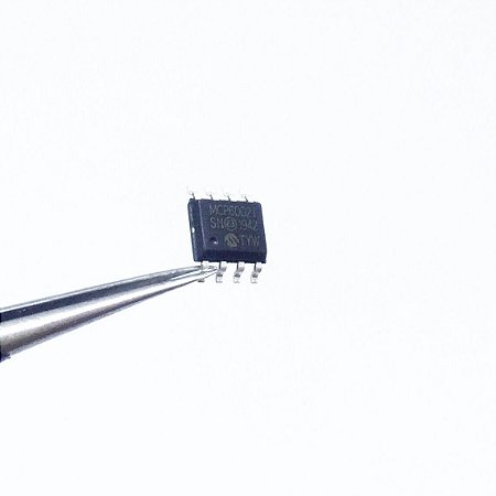 MCP6002-I/SN CI Amplificador Operacional 2 Canais Rail-to-Rail SOIC8