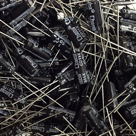 Capacitor 1UF 50V 105 Graus Tipo Radial 5x11mm
