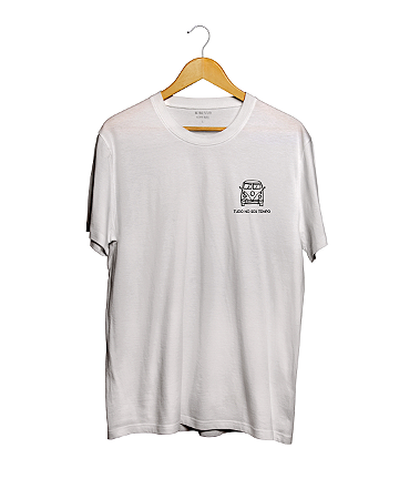 Camiseta Antigos - Tudo no seu tempo
