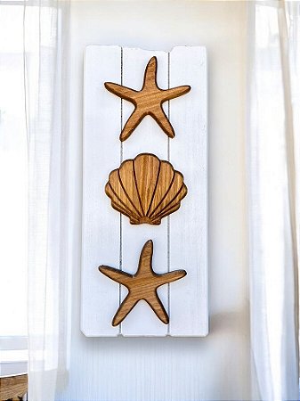 Quadro Decorativo Vertical Concha e Estrelas em Madeira Decoração Casa de Praia