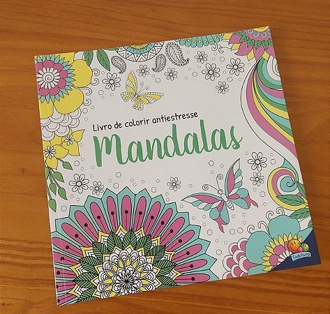 Livro de Colorir MANDALAS