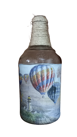 Garrafa decorada  - Balões por Débora Artes