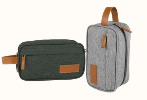 NECESSARIE EM POLIESTER COM DETALHES EM COURO SINTÉTICO