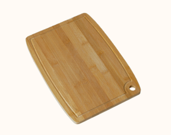 TÁBUA DE CORTE COM CANELETA E ACESSO PARA GANCHO