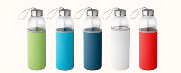 SQUEEZE EM VIDRO E TAMPA EM AÇO INOX 520 ML COM LUVA EM SOFT SHELL