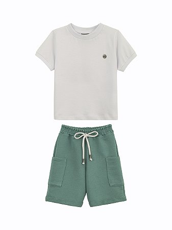 Conjunto Camiseta e Short em Moletom