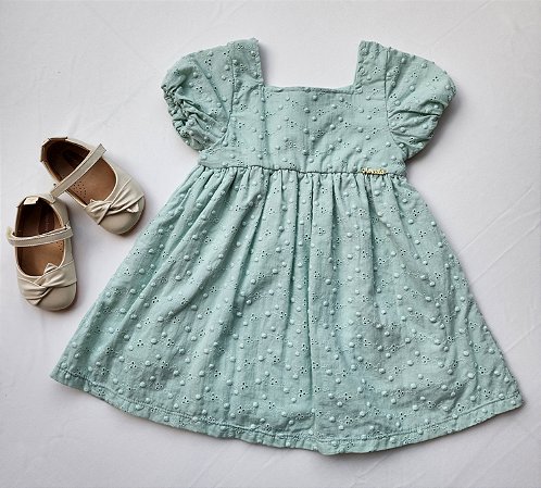 Vestido em Tecido Laise