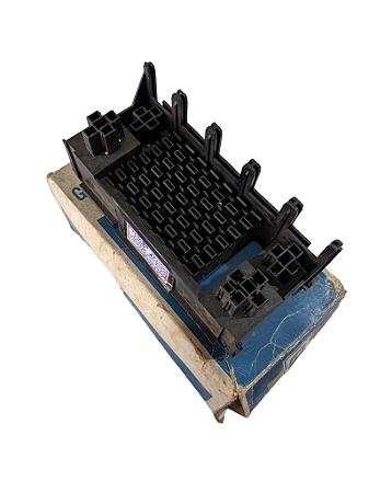 Caixa de Fusiveis Chevete 83/94 Monza 82/90 Kadett 89/98 -