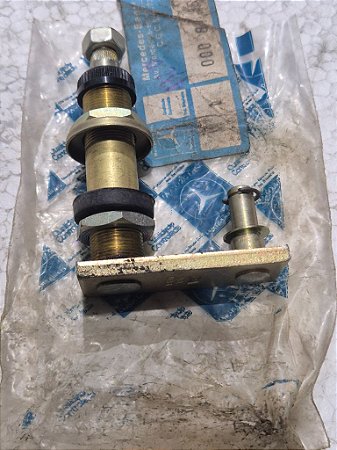 Pivô Limpador Parabrisa Direito MB 1513 1515 2015 Com 3 Limpadores 76 a 88 Granero 132D MB0008205546 Original Mercedez