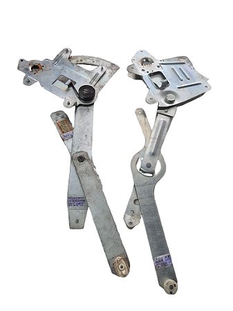 Par Maquina Vidro Eletrica Dianteira Lado Direito Esquerdo Fixação Mabuchi S10 2 e 4 Portas Blazer GM 15705143 15705144