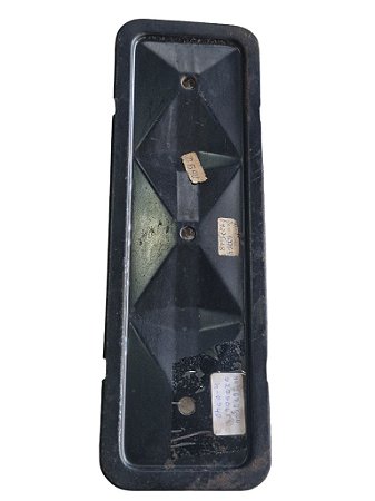 Tampa Lado Esquerdo Lateral Valvulas Chevette Tubarao 73 até 77 Original GM 9275068 Observação Peça Oxidada