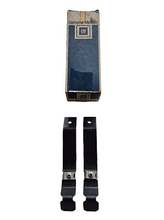 Par Suporte Lateral Parachoque Dianteiro Monza 82 até 90 Original GM 90035545 Novo de Época