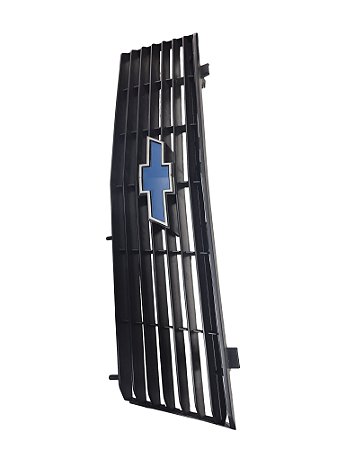 Grade Radiador Monza 82 até 85 Nova Original GM 90037145 Nova Fase 1 Fosco ( Esta com 1 Pino de fixação quebrado)