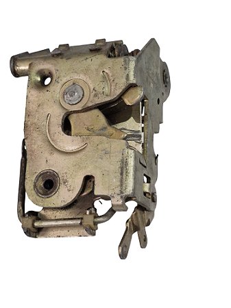 Fechadura Porta Dianteira Lado Direito Chevette Chevy 73/86 Monza 82/97 Pick-Up Caminhões 85/96 Usada Universal 40230