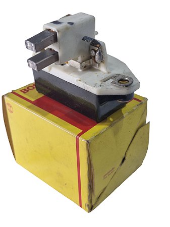 Regulador Voltagem Fiat-Allis Caterpillar Komatsu Cummins CASE Maxion Mafersa VW MBB Scania Volvo Bosch 9190087014