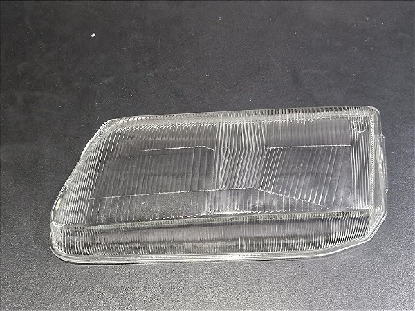 Lente Vidro Farol Lado Esquerdo Astra /97 Modelo Encaixe Cibie Observação Com Pequeno Detalhe Borda interna