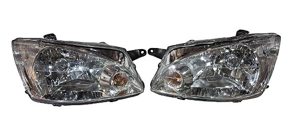 Par Farol Corsa Classic 2011 até 2016 de Época Usado