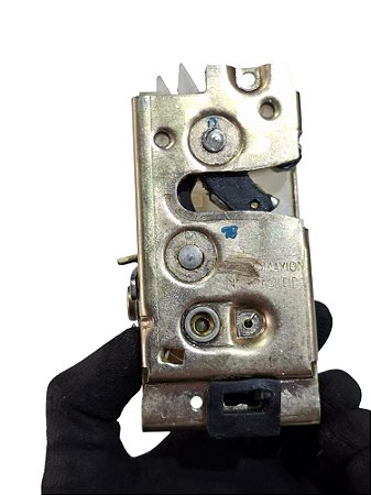 Fechadura da Porta Mecânica Pré-Disposta Para Elétrica Traseira Esquerda Escort Verona 93 à 96 Original Forin Univ 30345