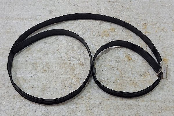 Fita de Vedação para Placa de Cobertura da Guia da Porta Deslizante da VW Kombi Clipper e T3 VW 211843799B