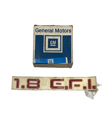 Emblema 1.8 EFI Vermelho Tampa Traseira Porta-Malas GM Kadett 94 a 95 Ipanema 94 a 97 Monza 94 a 96 Original GM 93223485