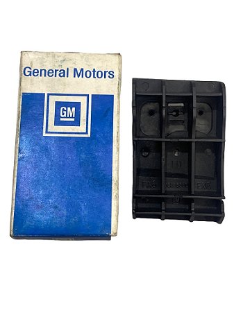 Retentor Lateral Cobertura Para-choque Dianteiro Corsa Classic Wagon Pick-up 00 a 13 Original GM 93236280 Novo de Época