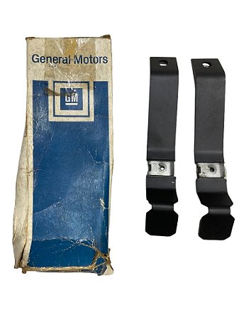 Par Suporte Lateral Parachoque Dianteiro GM Monza 1982 até 1990 Original GM 90035545 Novo de Época C/Detalhe