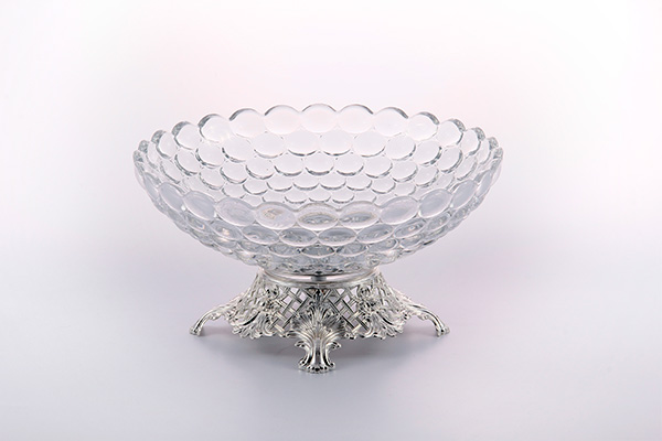 Fruteira de vidro com metal