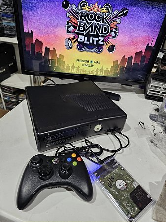 XBOX 360 TUNADO 1 CONTROLE com fio E CABOS HD500GB COM 99 JOGOS